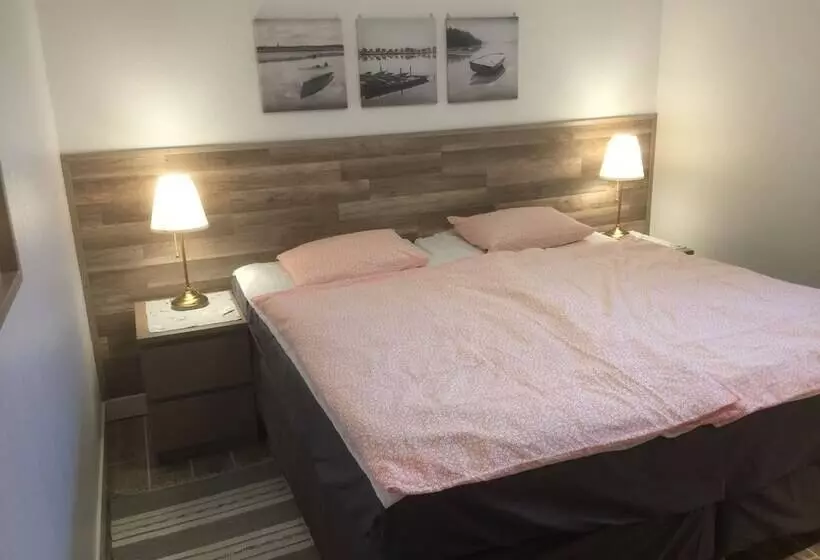 Kungshamns Vandrarhem