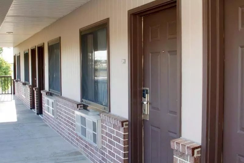 Motelli Cottonwood Inn & Suites