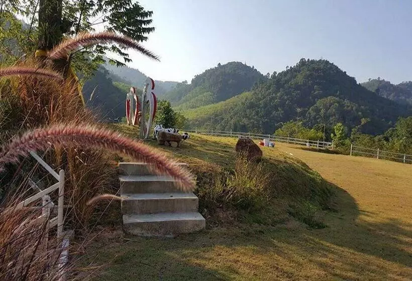 Phu Arun Resort