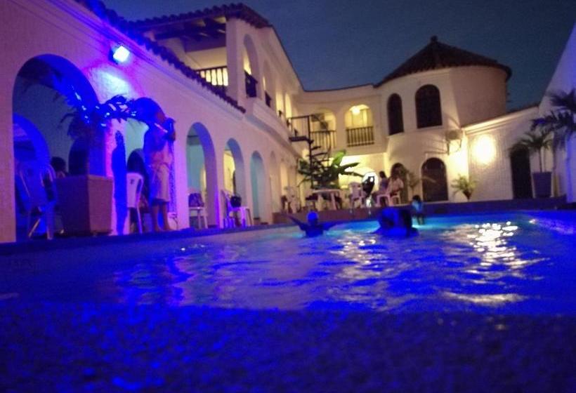 The Chill In Mansion Hostel Santa Marta