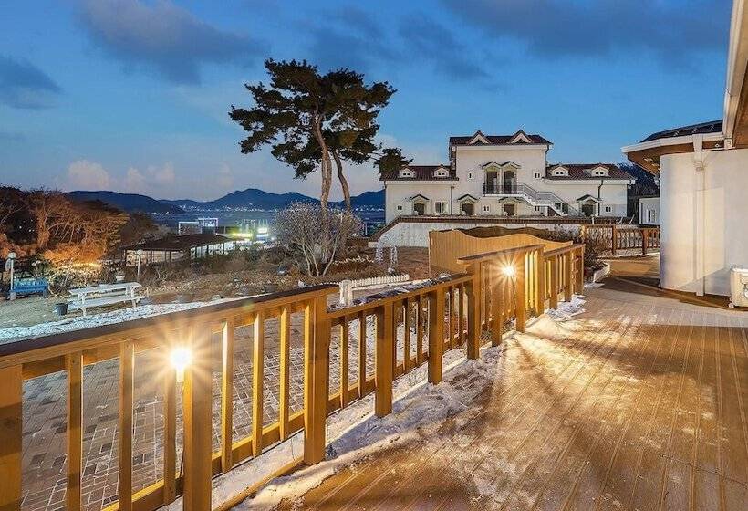 Ganghwa Herb Pension