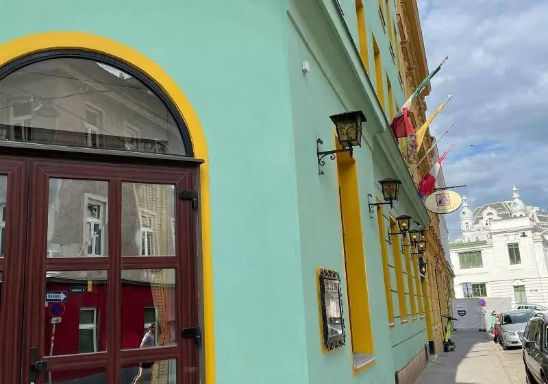 هتل Viktoria Vienna