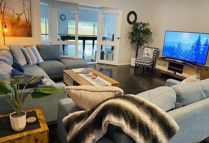 مبيت وإفطار Elk Estate