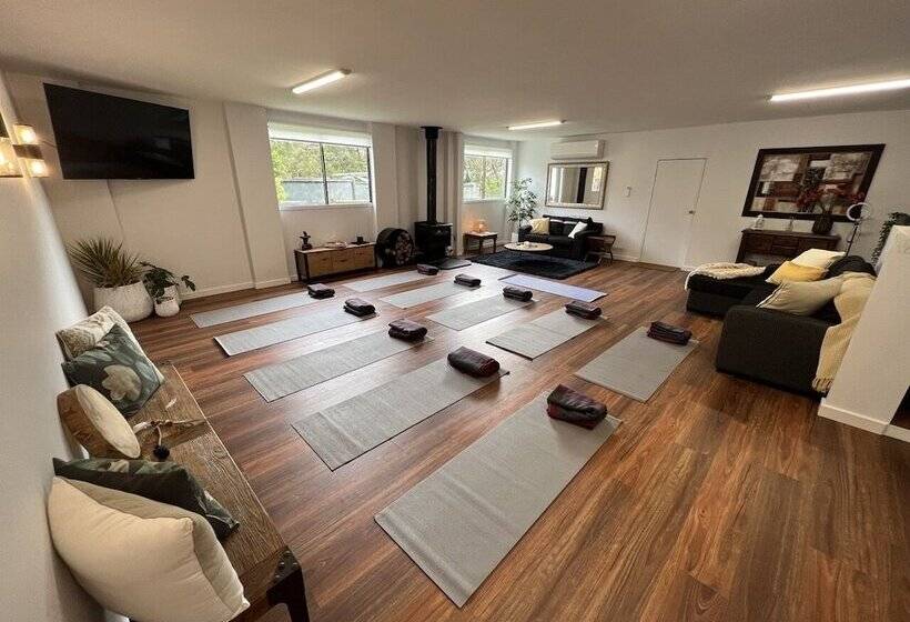 مبيت وإفطار Elk Estate