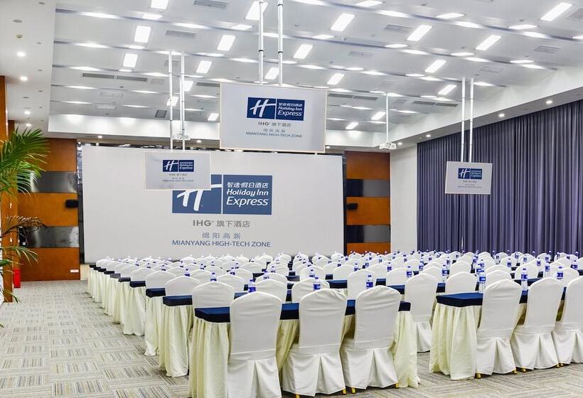 호텔 Holiday Inn Express Mianyang High Tech Zone, An Ihg