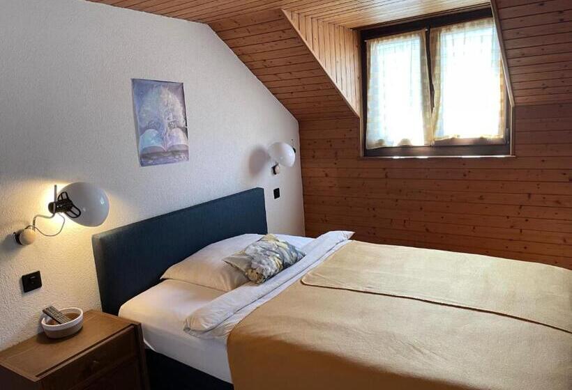 酒店 Hôtel La Fontaine