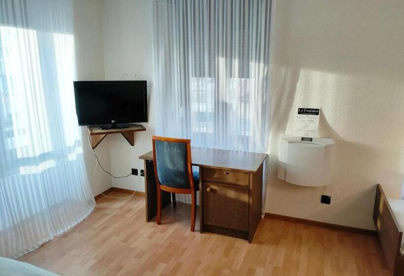 酒店 Hôtel La Fontaine