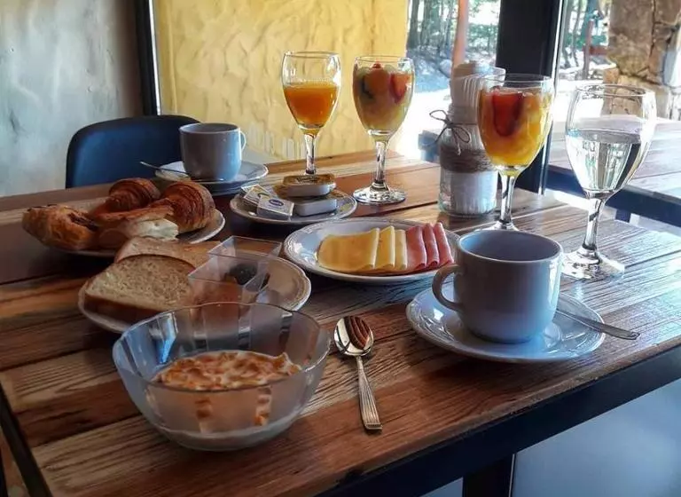 Hotelli Posada Alma Del Arroyo