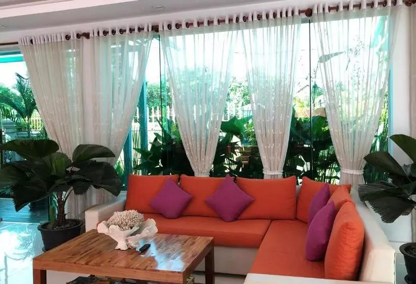 ホテル Schein Residence