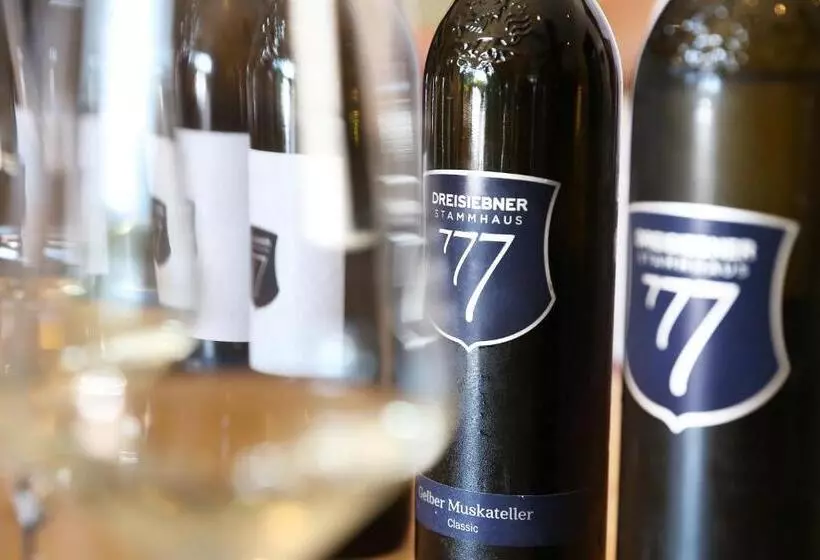 Hotelli Weingut Dreisiebner Stammhaus