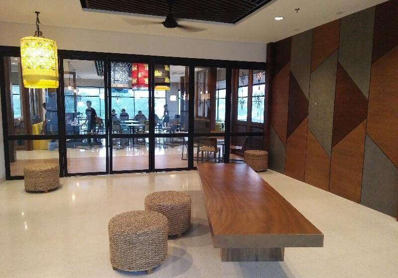 La Lucia Boutique Hotel By Prasanthi