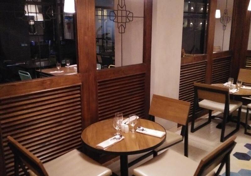 La Lucia Boutique Hotel By Prasanthi