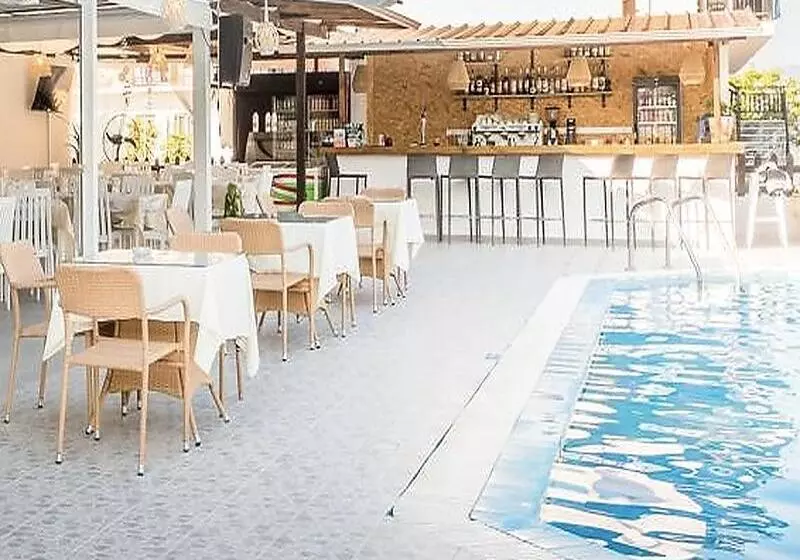 Hotel Sandy Beach Complex