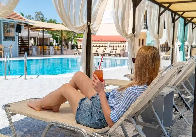 Hotel Sandy Beach Complex