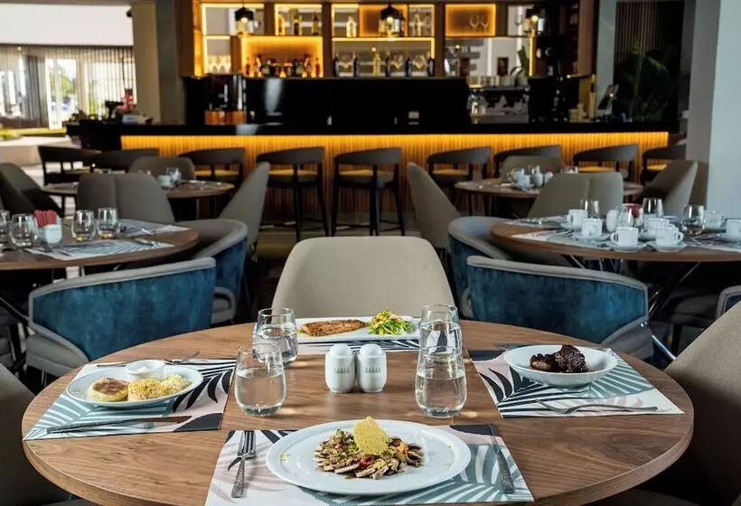 Tama Eurobuilding Hotel San Cristobal