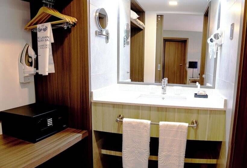 Tama Eurobuilding Hotel San Cristobal