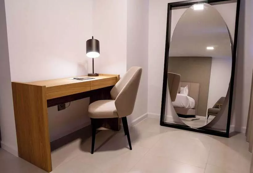 Tama Eurobuilding Hotel San Cristobal