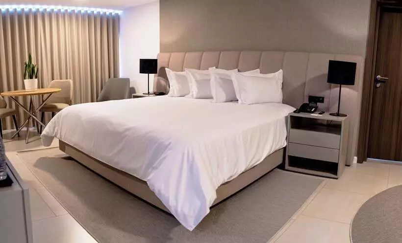 Tama Eurobuilding Hotel San Cristobal