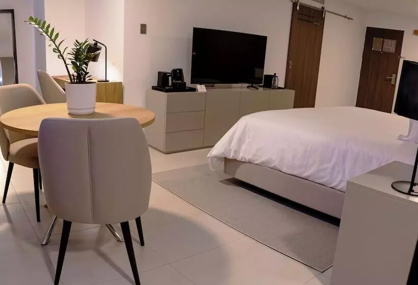 Tama Eurobuilding Hotel San Cristobal