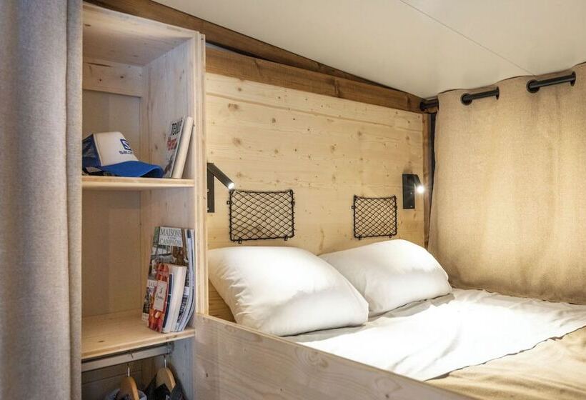 فندق Huttopia Caminos de Galicia