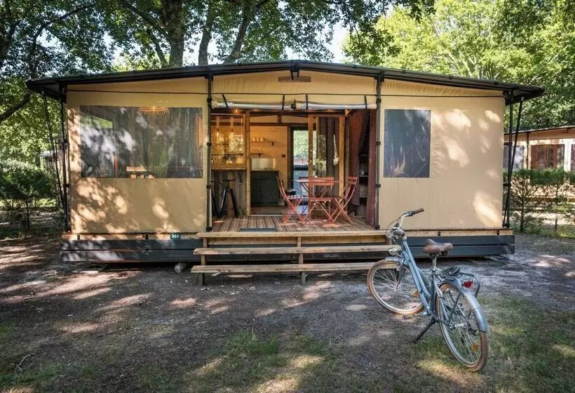 Hotelli Huttopia Caminos de Galicia