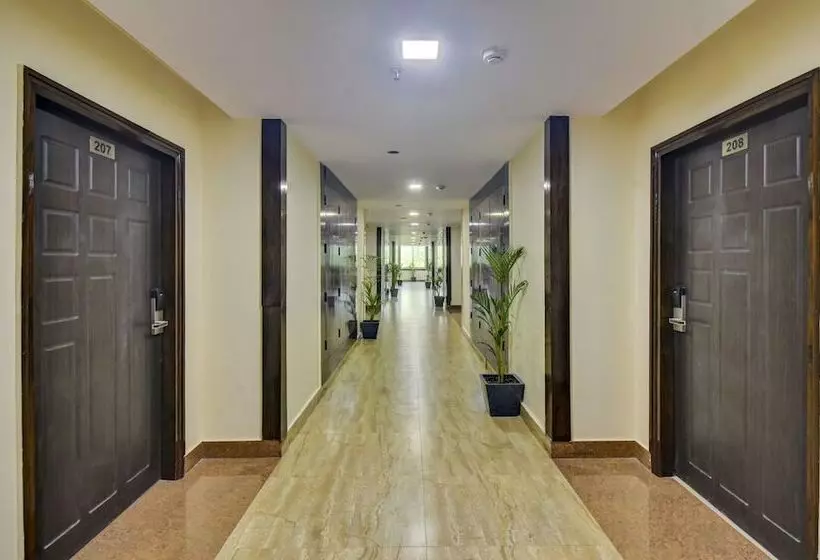 Hotel Treebo Elysee, Patel Nagar