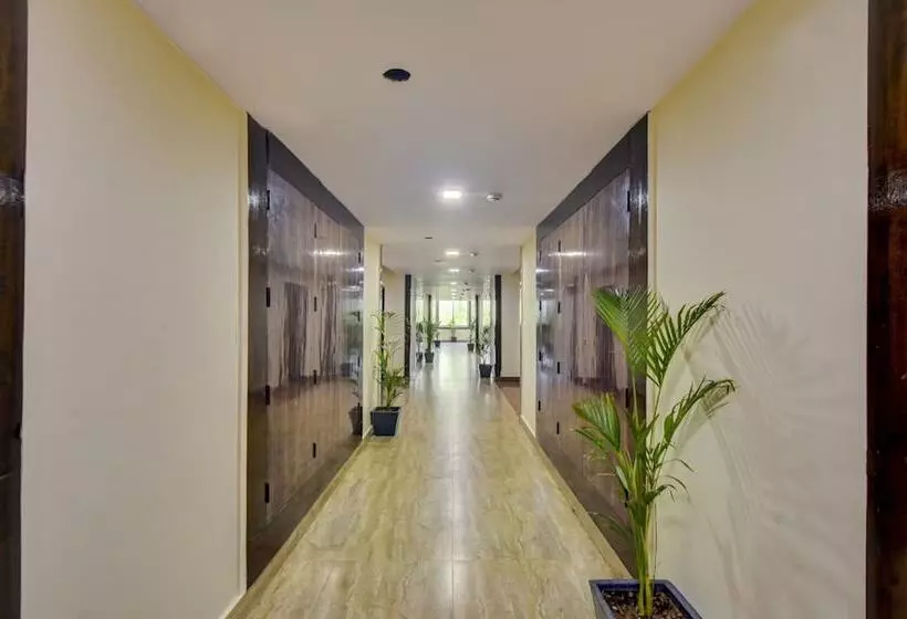 Hotel Treebo Elysee, Patel Nagar