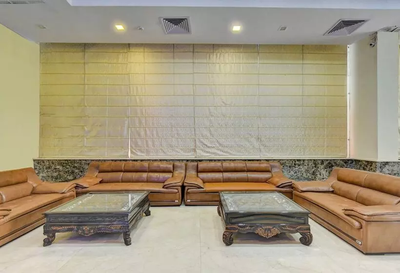 Hotel Treebo Elysee, Patel Nagar