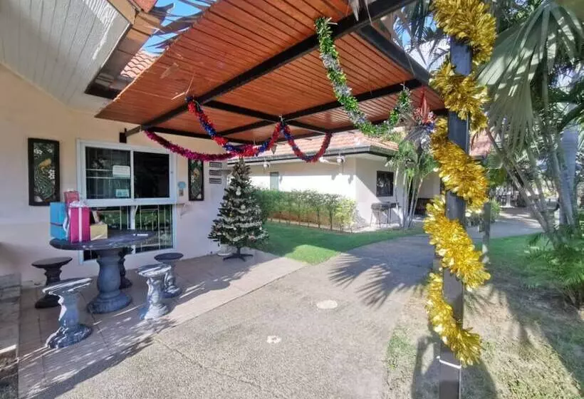 Hotelli Two Fifty Nine Resort