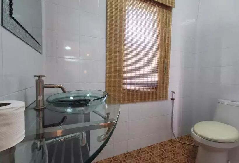 Hotelli Two Fifty Nine Resort