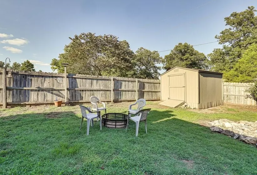 Holiday Island Home W/ Screened In Deck & Fire Pit