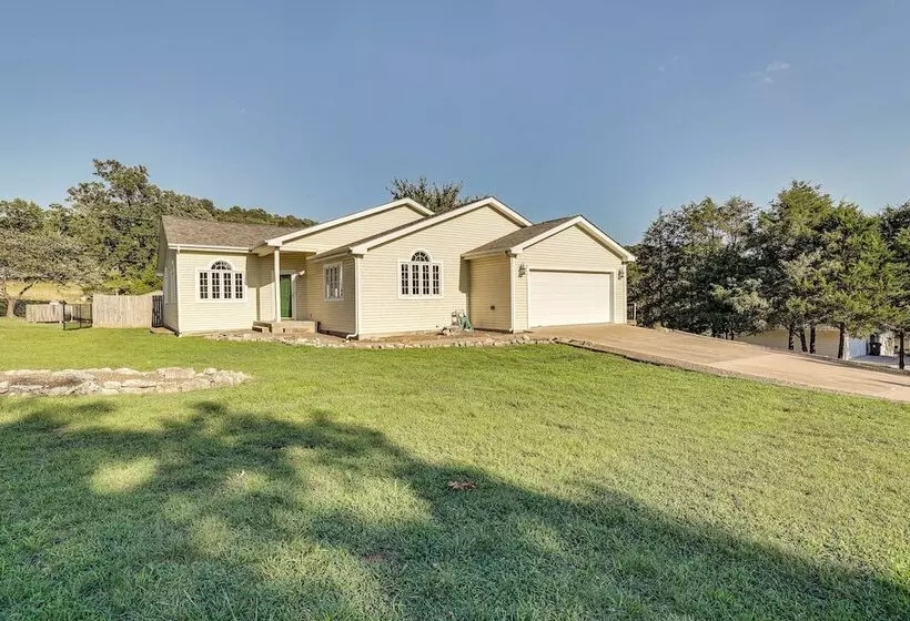 Holiday Island Home W/ Screened In Deck & Fire Pit