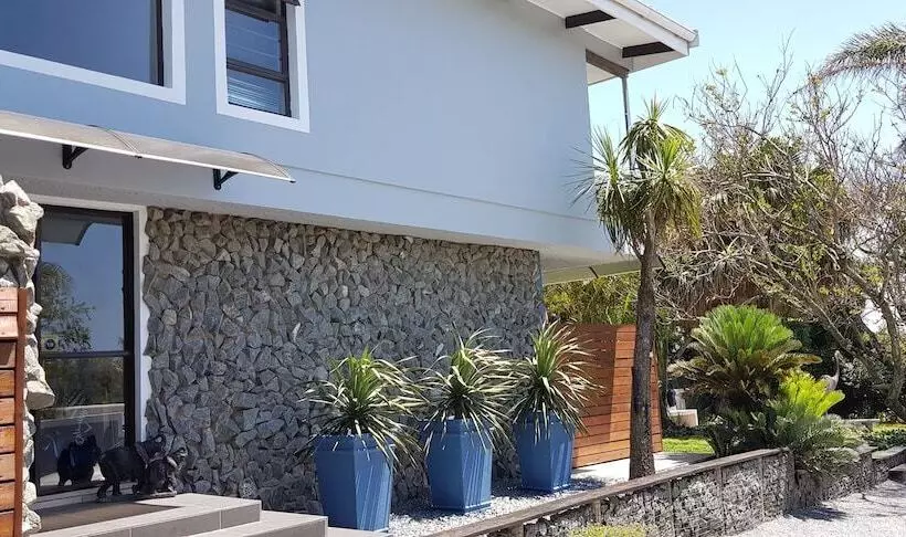 تختخواب و صبحانه The Hillcrest Guesthouse