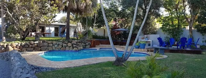 تختخواب و صبحانه The Hillcrest Guesthouse