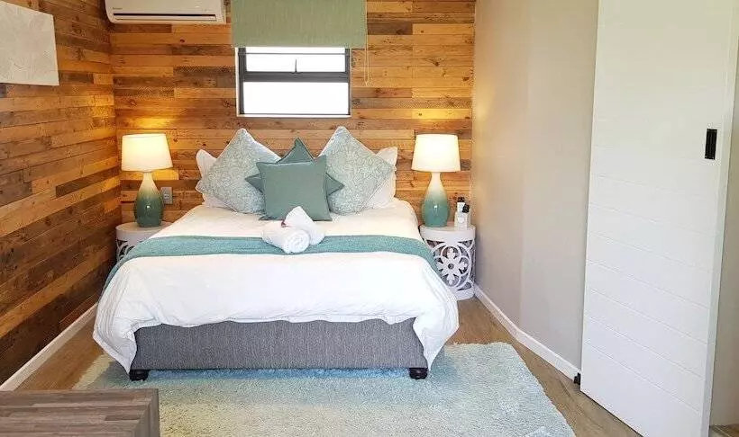 تختخواب و صبحانه The Hillcrest Guesthouse