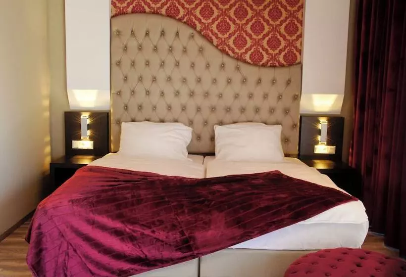 Hotelli Athen Kelsterbach Frankfurt Airport