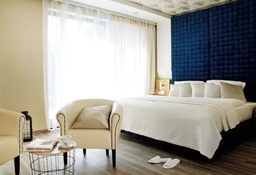 Hotelli Athen Kelsterbach Frankfurt Airport