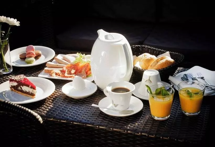 Hotelli Athen Kelsterbach Frankfurt Airport