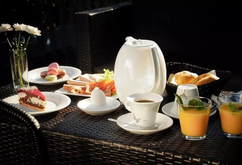 Hotelli Athen Kelsterbach Frankfurt Airport