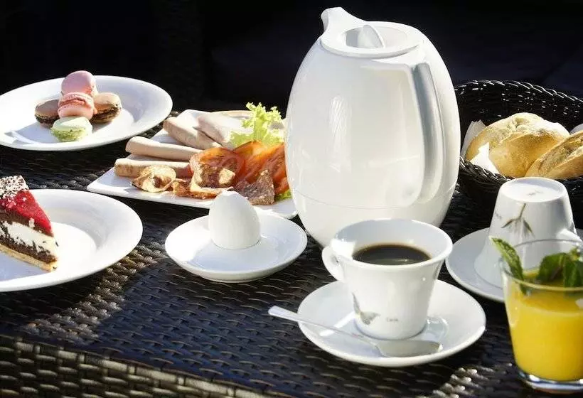 Hotelli Athen Kelsterbach Frankfurt Airport