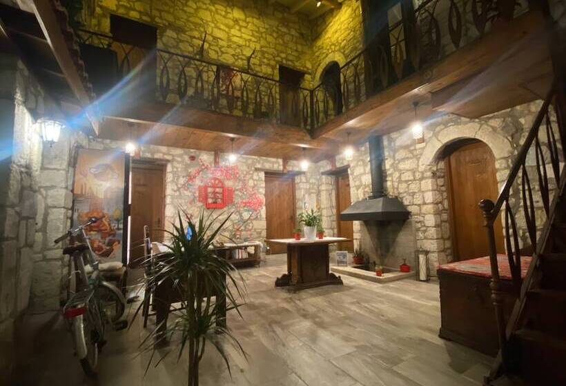 Mahzen Alacati Butik Otel