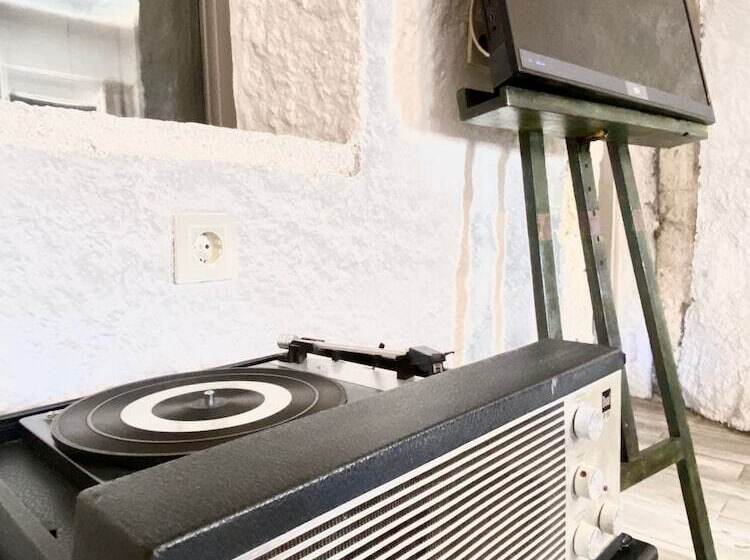 Mahzen Alacati Butik Otel