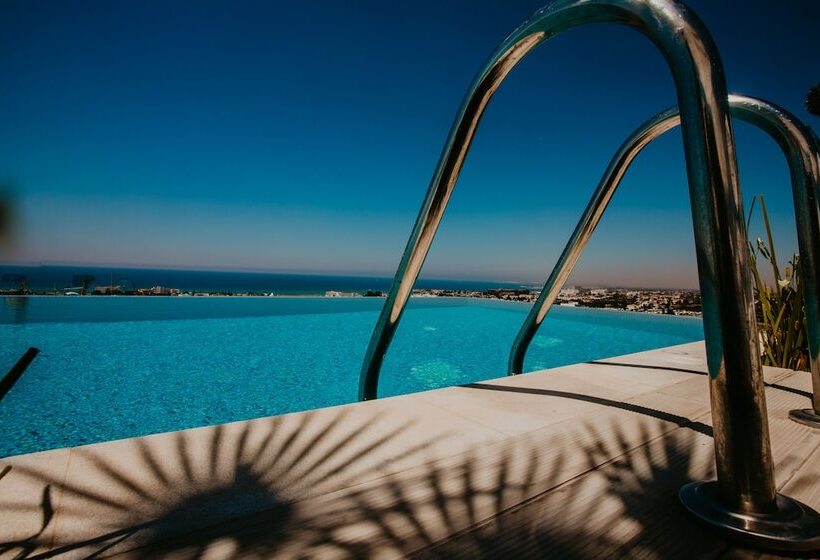 Отель Napa Suites