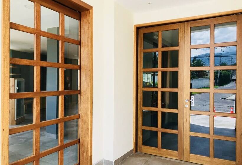 Ilalo Garden Hotel & Restaurant