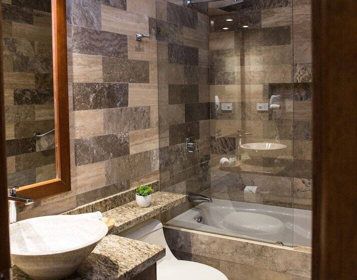 Ilalo Garden Hotel & Restaurant