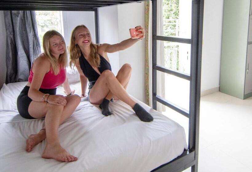 Mad Monkey Hostel Phnom Penh