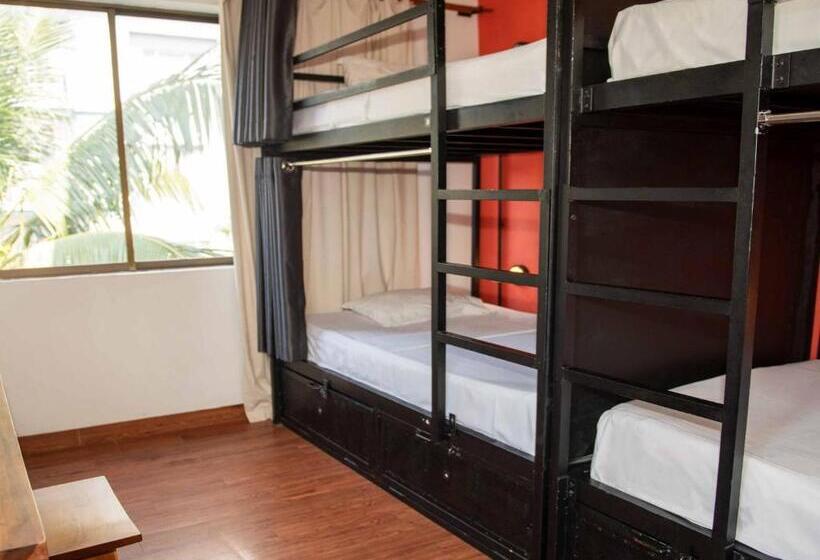 Mad Monkey Hostel Phnom Penh