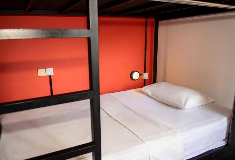 Mad Monkey Hostel Phnom Penh