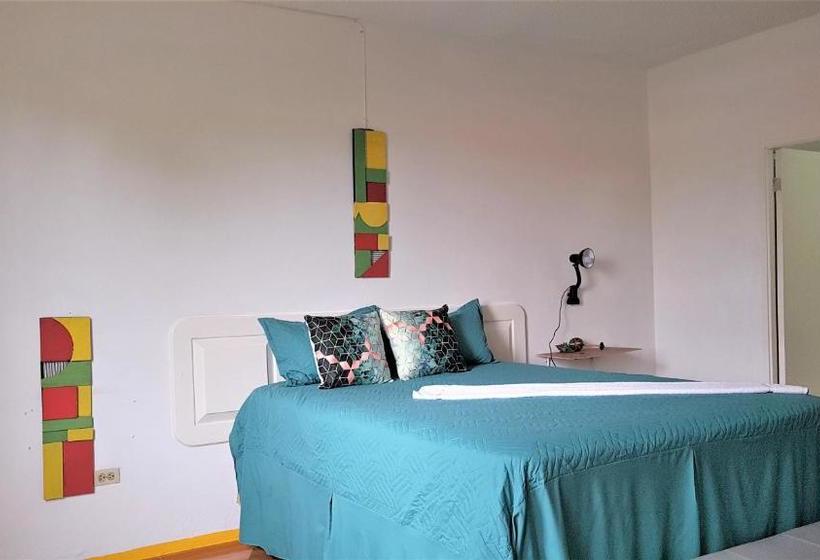 Reggae Hostel Montego Bay