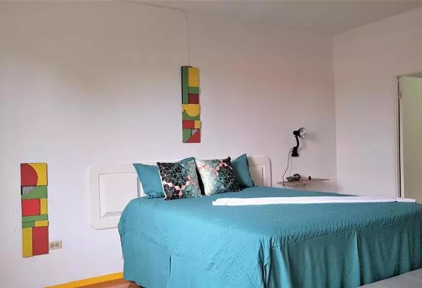 Reggae Hostel Montego Bay